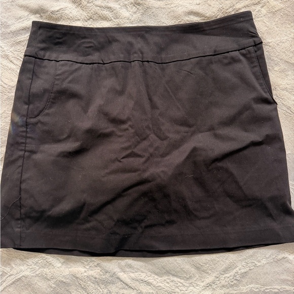 Zac & Rachel Dresses & Skirts - Zac & Rachel Black Mini Skirt